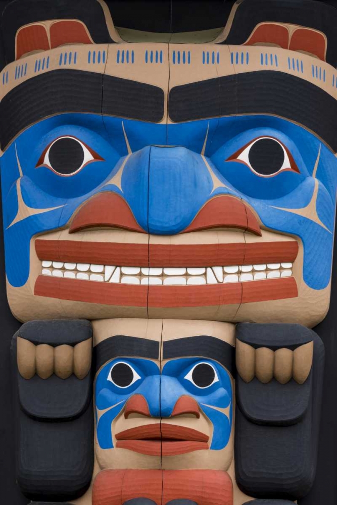 USA, Washington State, Jamestown Totem art PR